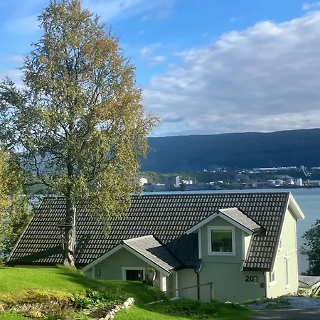 Villa House By The Fjord In Mo i Rana
